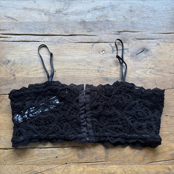 Zara | Crochet Lace Balconette - Picture 2 of 7